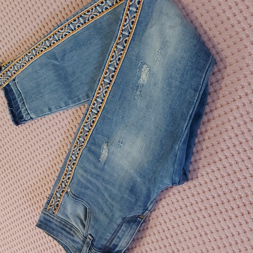 Woman's jean pant